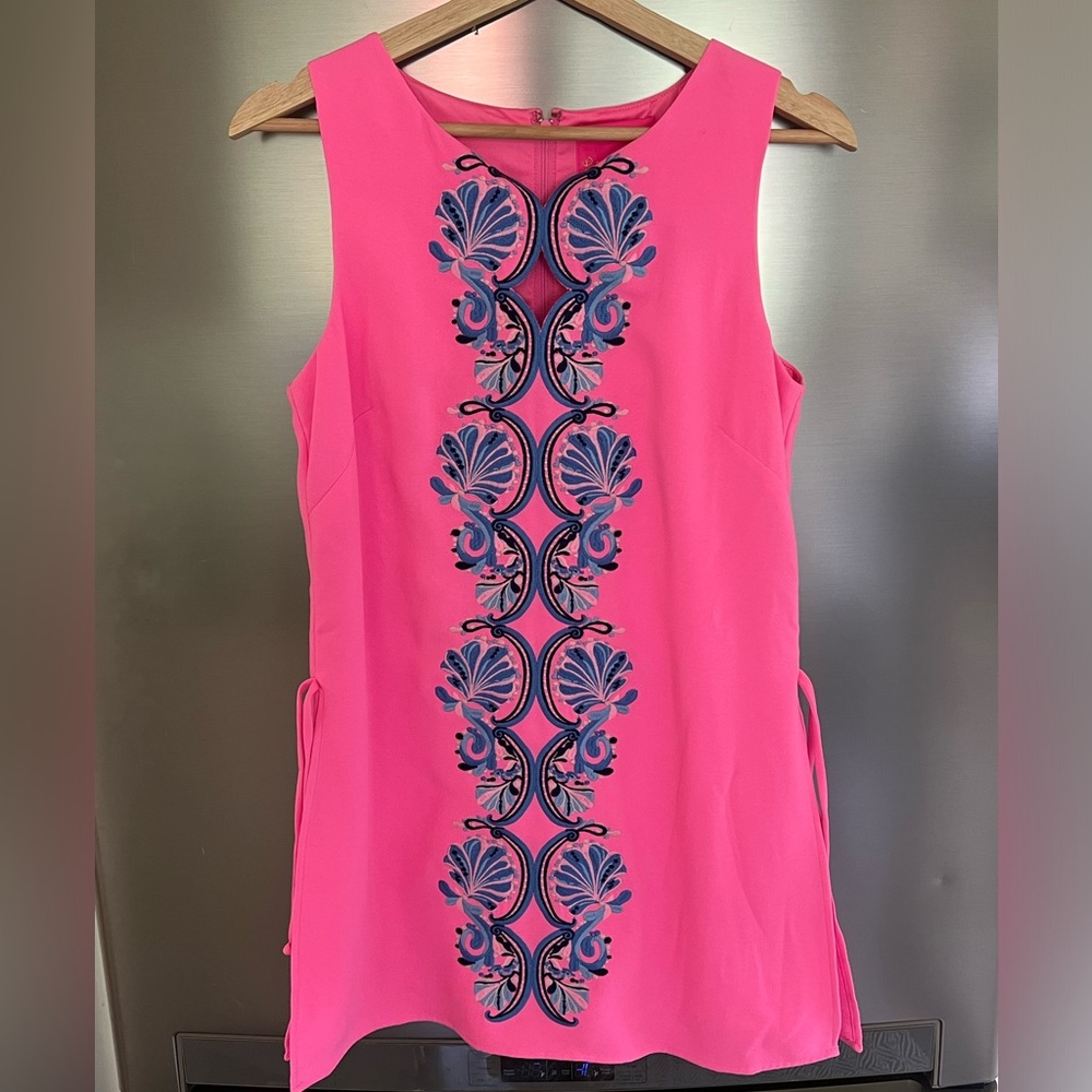 Lilly Pulitzer Pink Sleeveless Blouse with Blue Embroidery